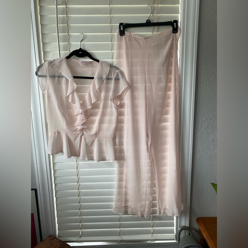 Accepting offers- Victoria's Secret Pale Pink Sleep Set